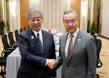 中国、懸案解決で日本引き寄せ　安全保障では圧力